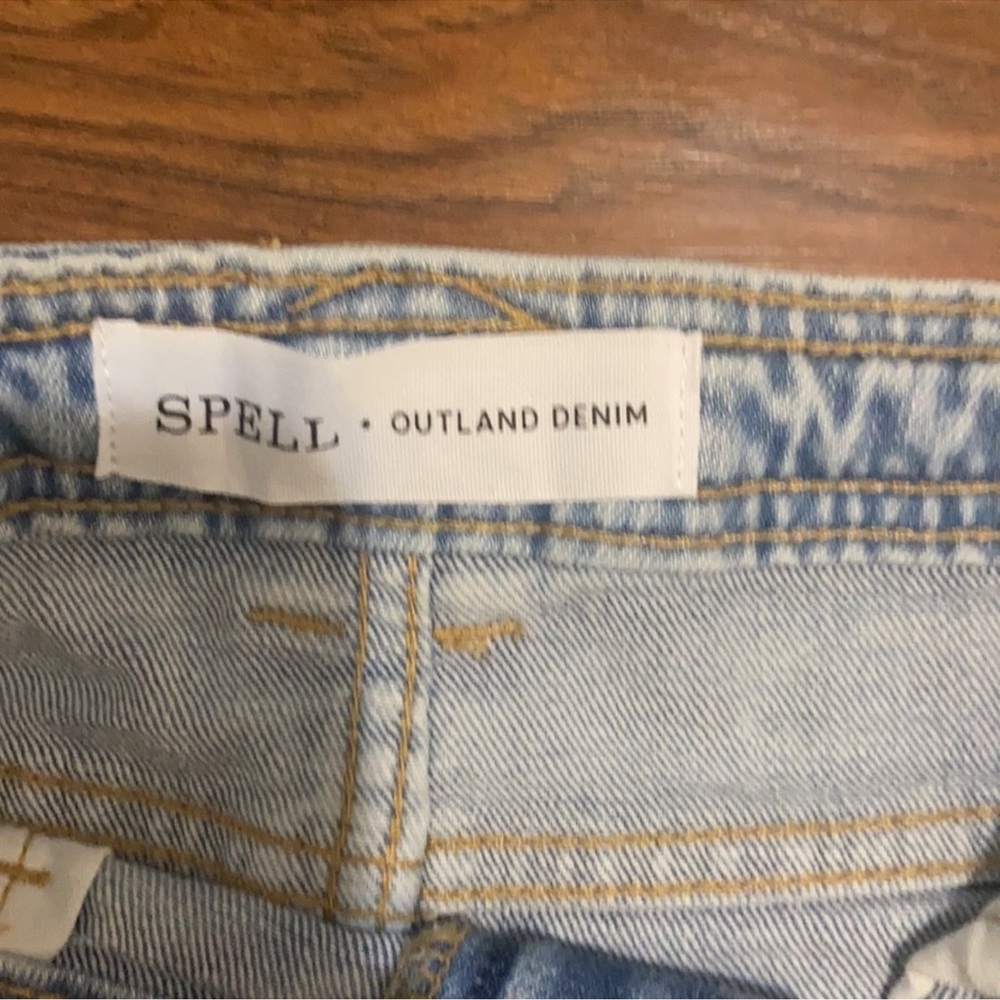 Spell shorts - Picture 5 of 6